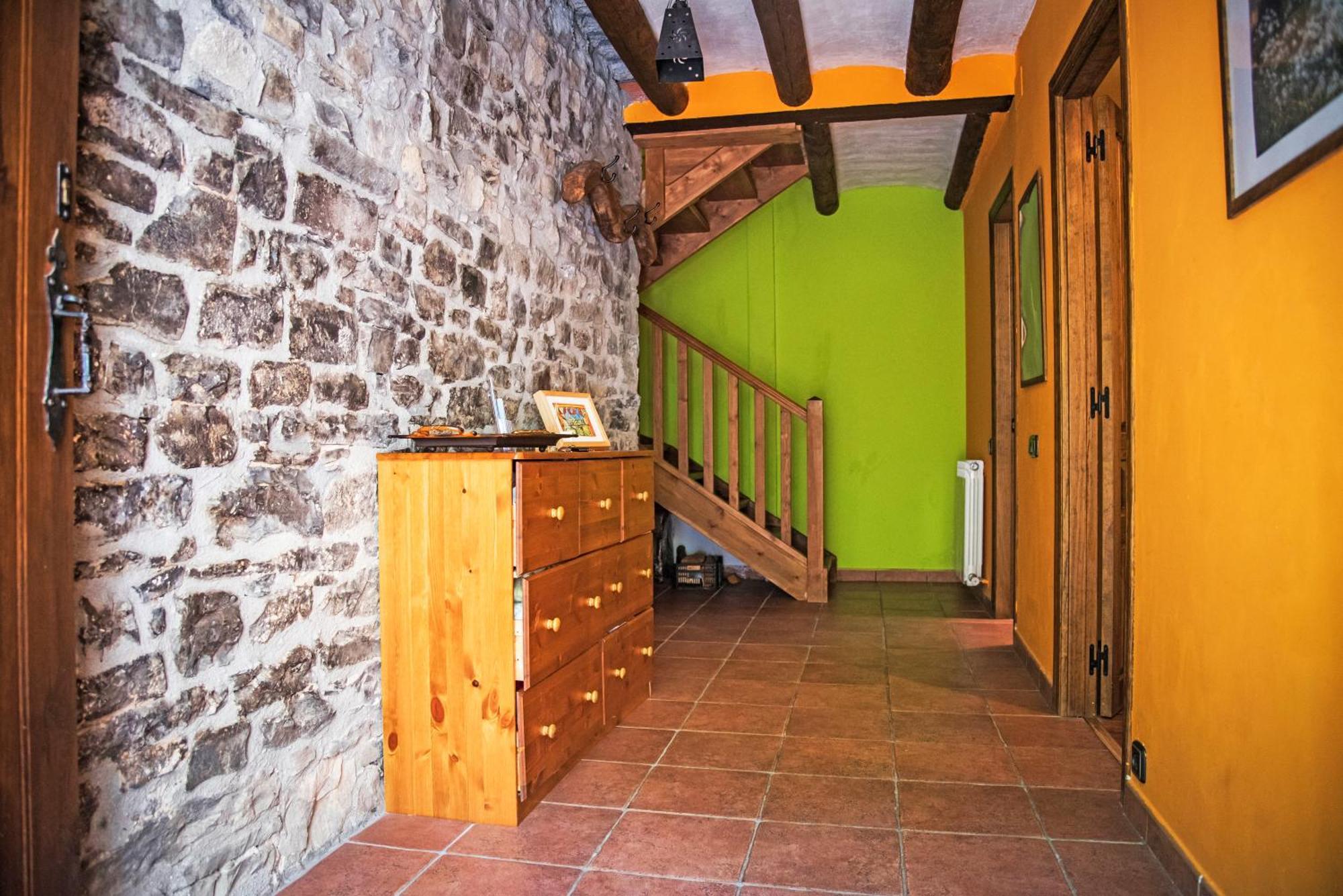 Hostal Casa Pirinea Ordesa Belsierre Exterior foto