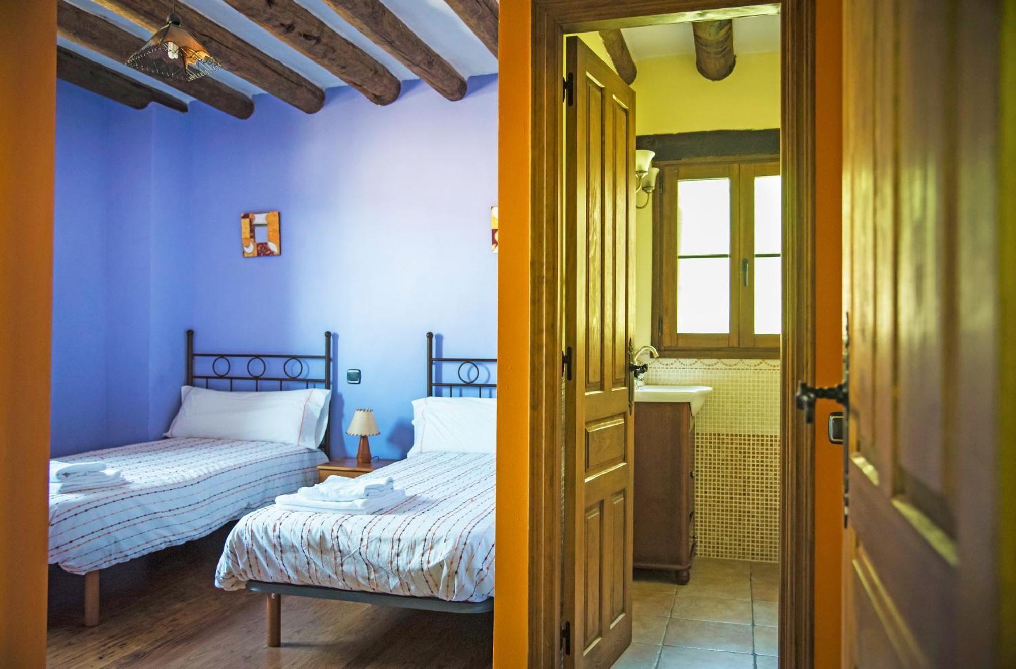 Hostal Casa Pirinea Ordesa Belsierre Exterior foto